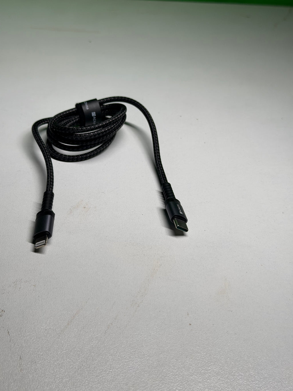 ADMOS DATA CABLE NYLON TYPE-C TO LIGHTNING 27W 1MTR