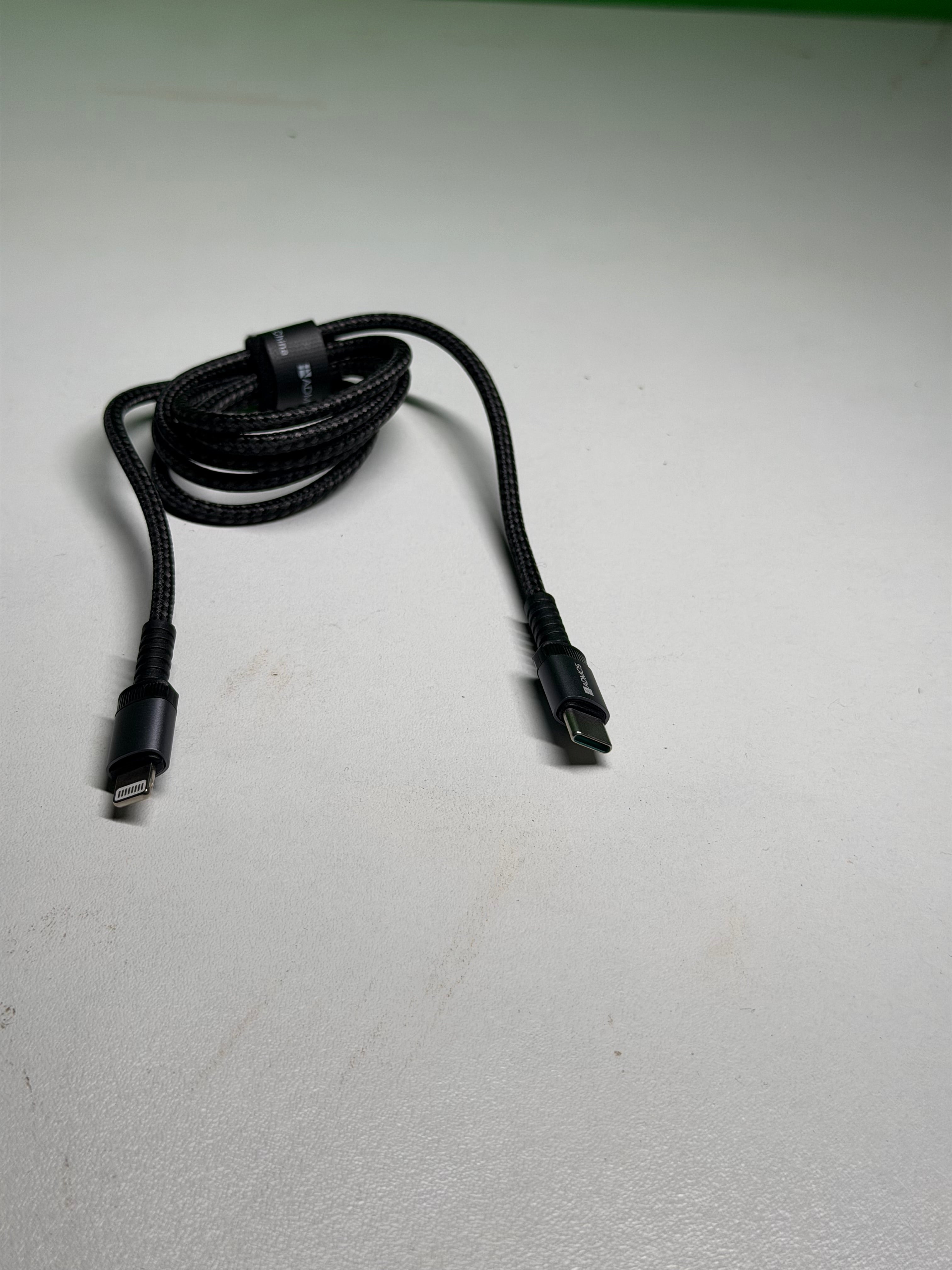 ADMOS DATA CABLE NYLON TYPE-C TO LIGHTNING 27W 1MTR