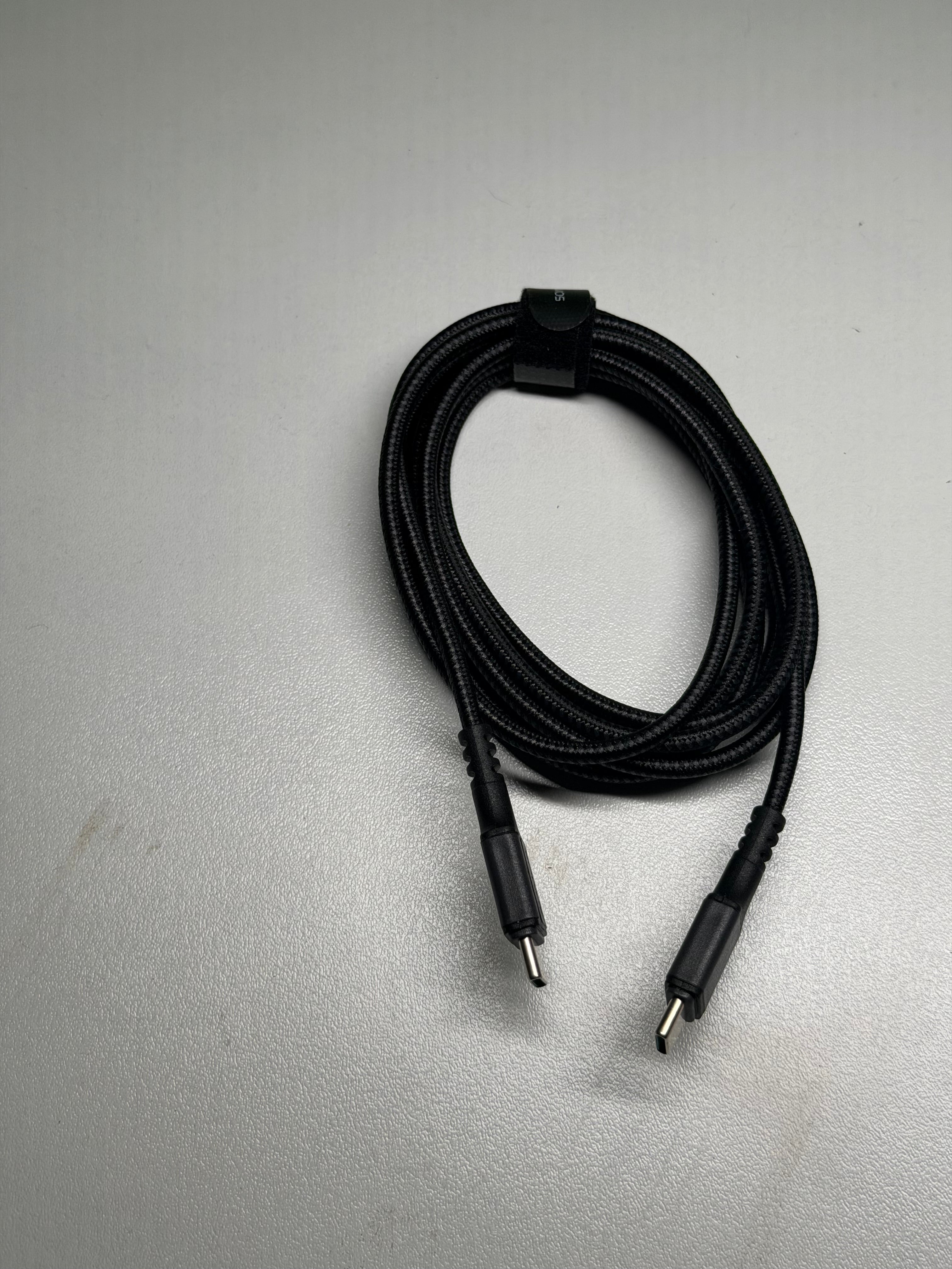ADMOS NYLON DATA CABLE TYPE-C TO TYPE-C 200CM/60W