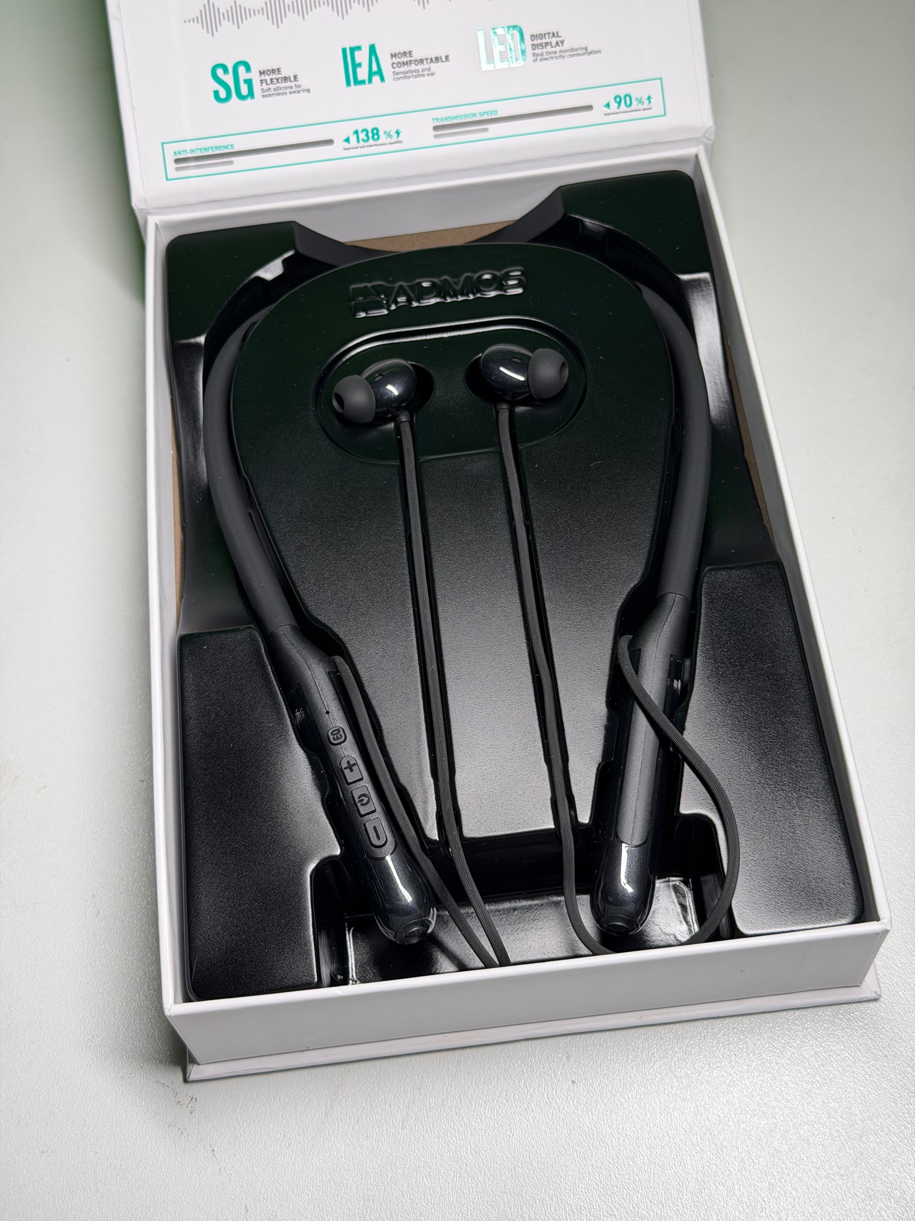 ADMOS WIRELESS NECKBAND